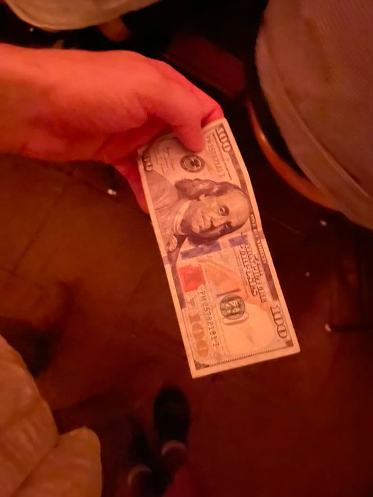 Shenli 100 dollar bill